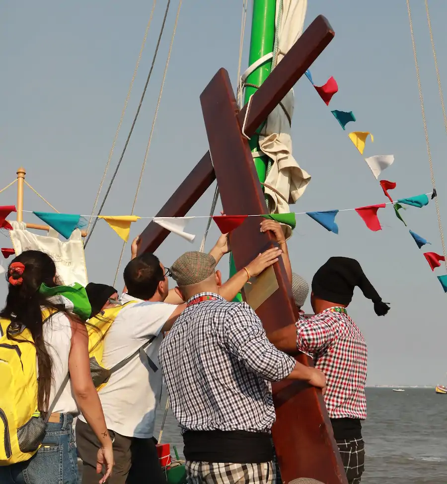 Cruz de los jóvenes